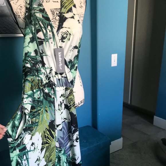 Summer Jumper.  Tropical, Beach, Pool Ready - Picture 2 of 5